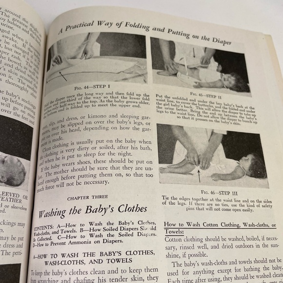 VTG 1943 Our Babies Book Feeding Care Training by Dr Herman Bundesen Softcover - Picture 6 of 8